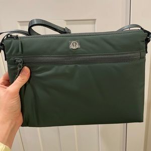 Lululemon bag
